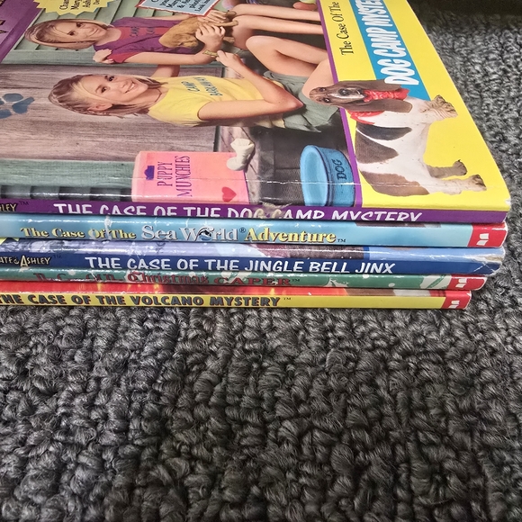 The Adventures Of Mary-Kate & Ashley Olsen Paperback Books Lot Of 5 - Picture 8 of 13